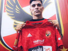 Al Ahly Yamtambulisha Achraf Bencharki